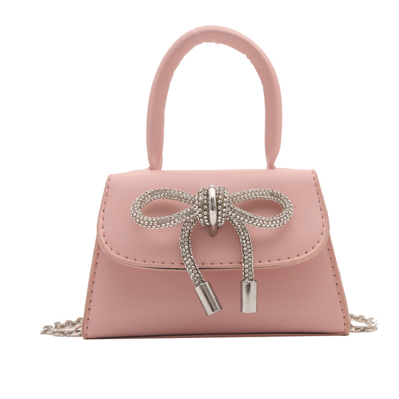 Candy-colored bow girls are trendy and stylish. This year, patent leather shiny chain personalized crossbody single-shoulder small square bags are in vogue Item Picture