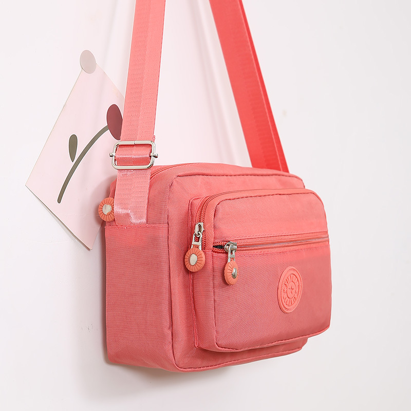 New washed nylon fabric women's bag, single-shoulder crossbody bag, middle-aged and elderly mother's bag, simple and versatile, cross-border export bag details Picture