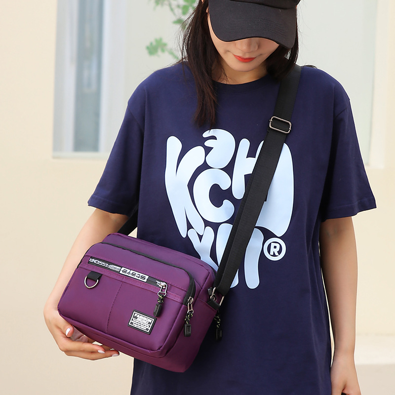 New nylon mom bag, Oxford cloth women's bag, canvas bag, large-capacity single-shoulder crossbody bag for middle-aged and elderly people, street stall bag Specification image
