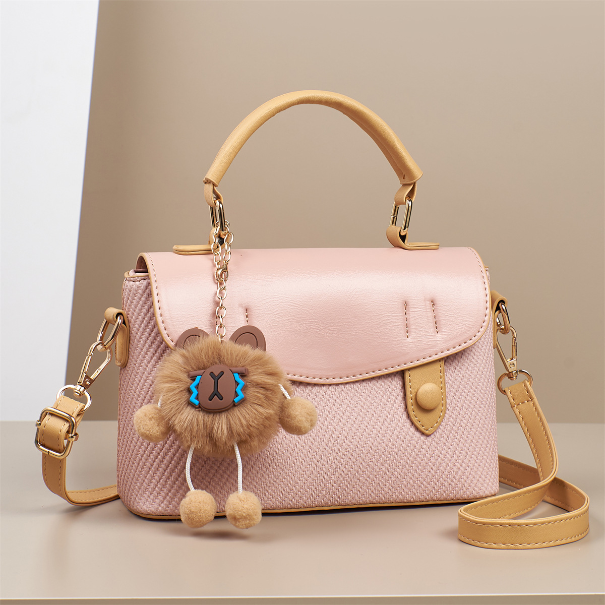 This is a new cross-border, high-quality, niche bag with a chanel-style diamond pattern. It's a women's bag and crossbody bag for 2025 undefined