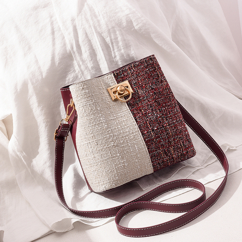 2025 Bucket Bag, a versatile summer new model, phone bag, large capacity, fashionable single-shoulder crossbody bag for women, Korean version from the manufacturer undefined