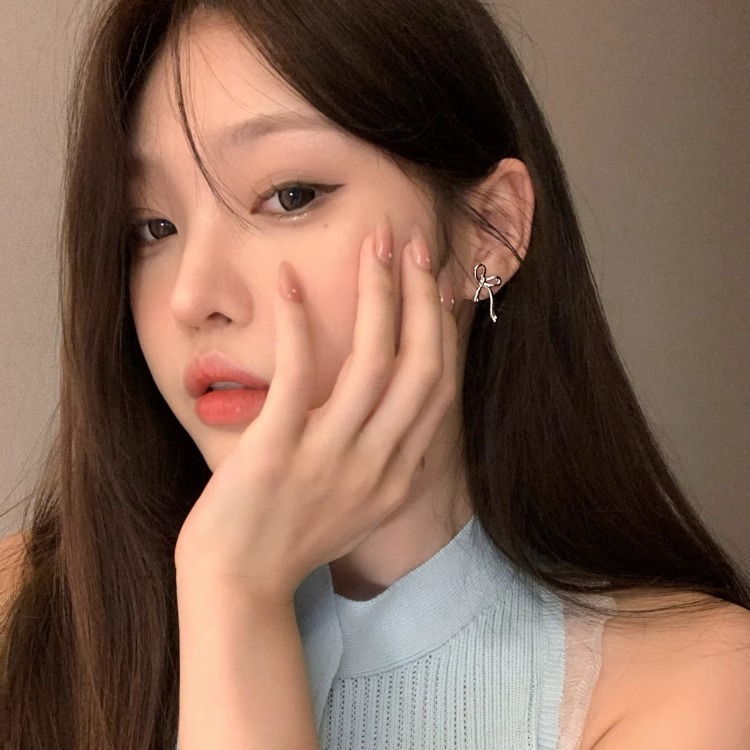 韩系蝴蝶结流苏耳钉女轻奢高级感超闪银色丝带耳饰S925银针耳环 Specification image