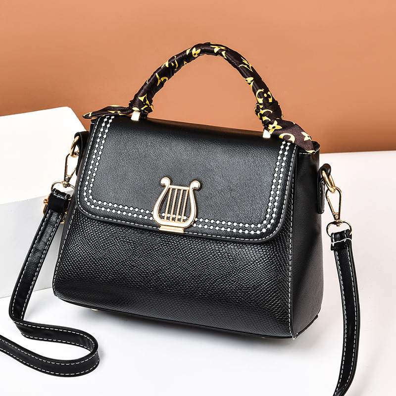 The manufacturer's popular small bag for summer this year, the 2025 new fashionable spring and summer i versatile women's single-shoulder crossbody bag details Picture