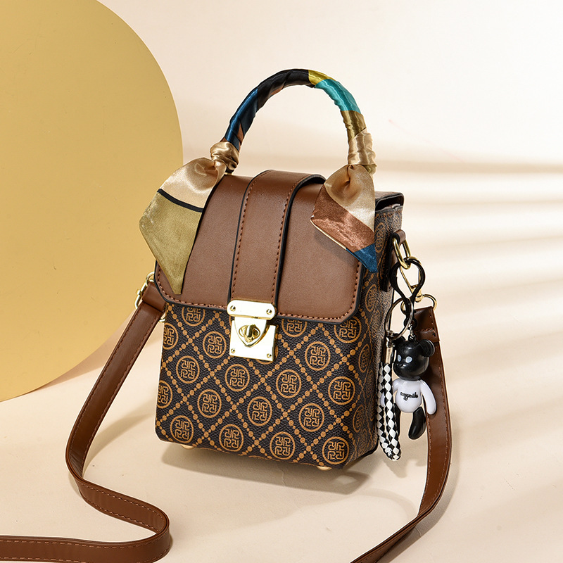 In summer, Dixi, a foreign trade manufacturer, offers a new Korean version of a versatile and simple single-shoulder crossbody bag for women in 2025 Specification image