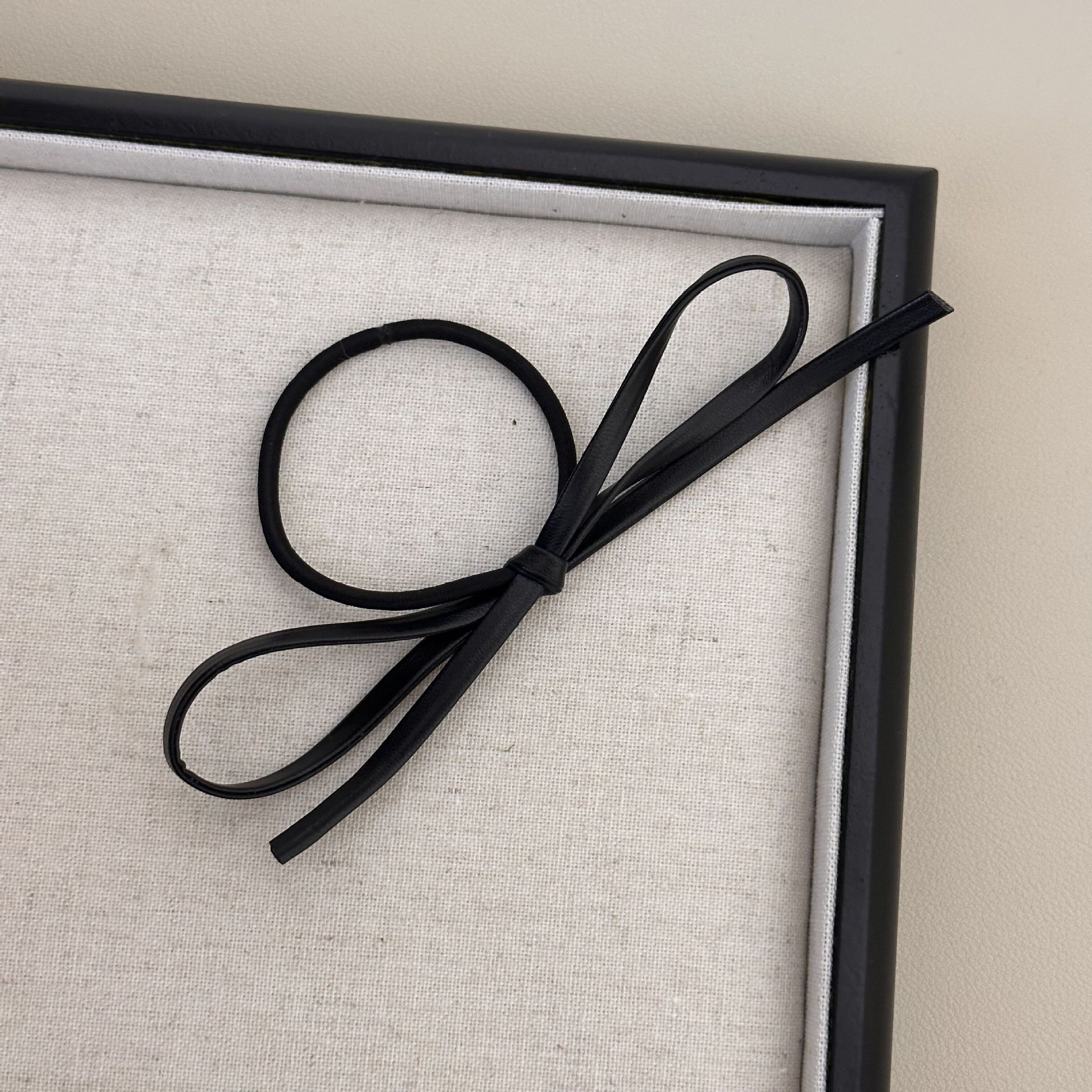 Korean-style simple butterfly tie hair band, girls' high school elastic back head bun hair band hair rope ponytail magic tool undefined