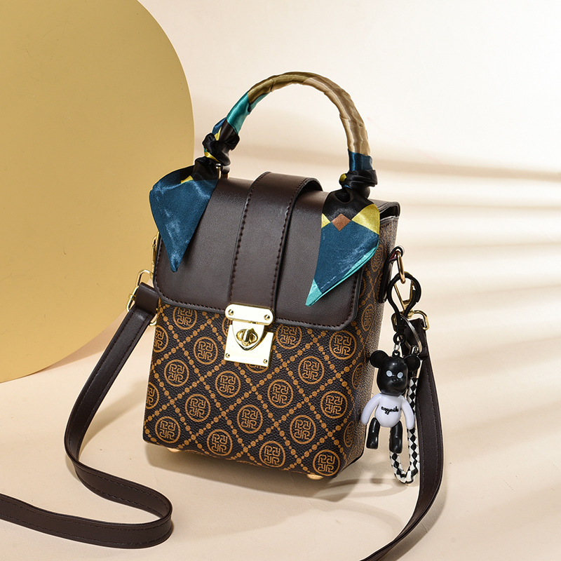 In summer, Dixi, a foreign trade manufacturer, offers a new Korean version of a versatile and simple single-shoulder crossbody bag for women in 2025 undefined