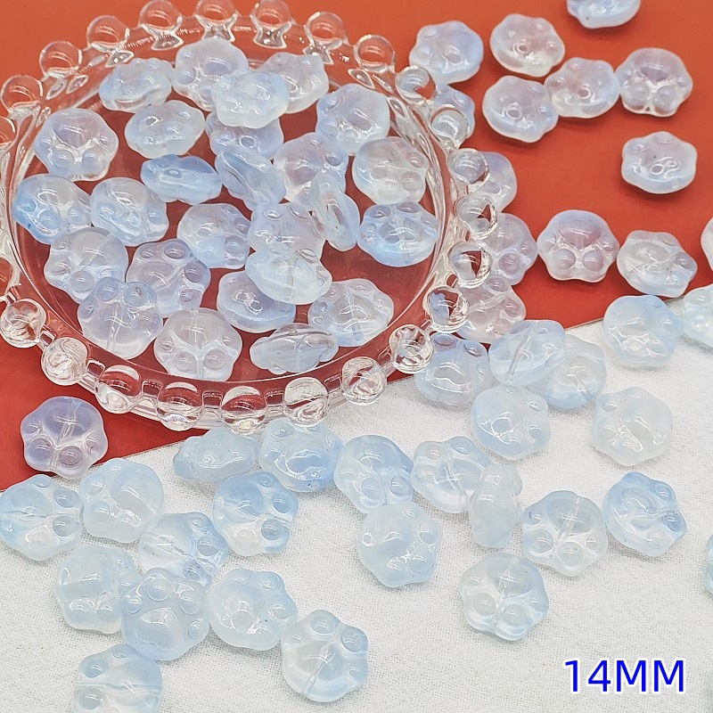 Wholesale of cute glass cat paw and bear paw gradient straight hole beaded material handcrafted DIY jewelry and hand necklace accessories undefined