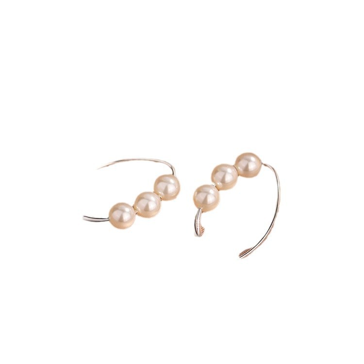 Exquisite and small pearl ear hooks, a niche design for women, simple and unique style earrings, high-end and fashionable plain ring earrings Item Picture