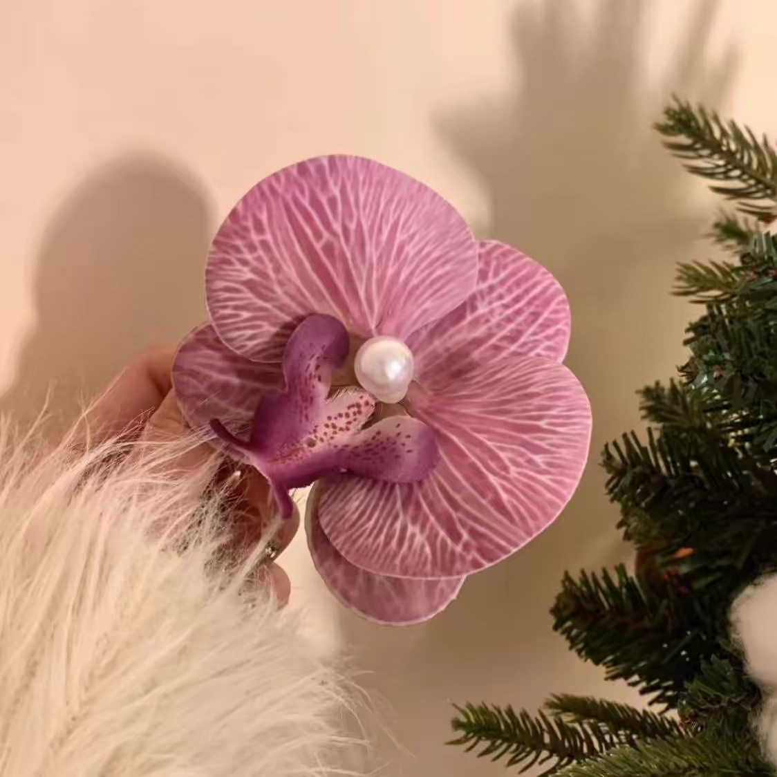 2024 New retro big red flower grab clip, large shark clip headpiece, rose hairpin, women's back of the head hairpin undefined