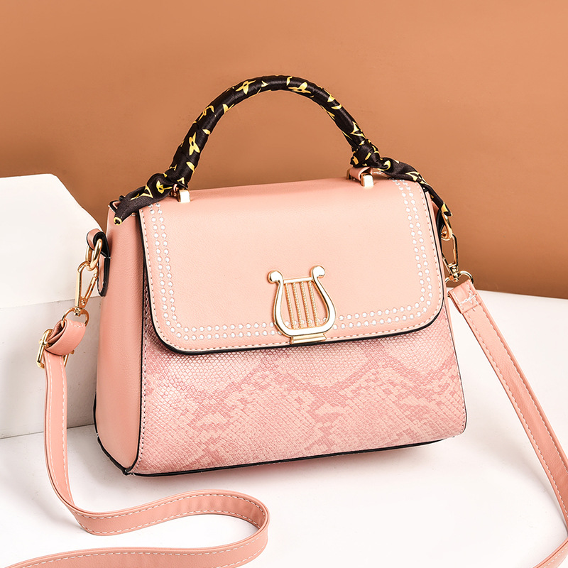 The manufacturer's popular small bag for summer this year, the 2025 new fashionable spring and summer i versatile women's single-shoulder crossbody bag undefined