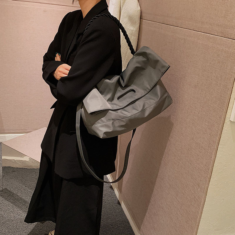 Korean ins fashion nylon single-shoulder bag for women with large capacity 2022 autumn/winter new style hand-held tote bag crossbody bag undefined