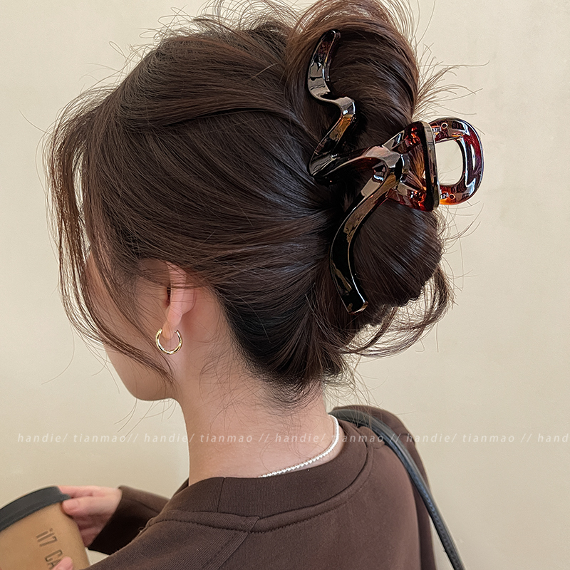 Amber wave hair clip for women 2025 new high-end style, large hair volume, shark clip for the back of the head details Picture