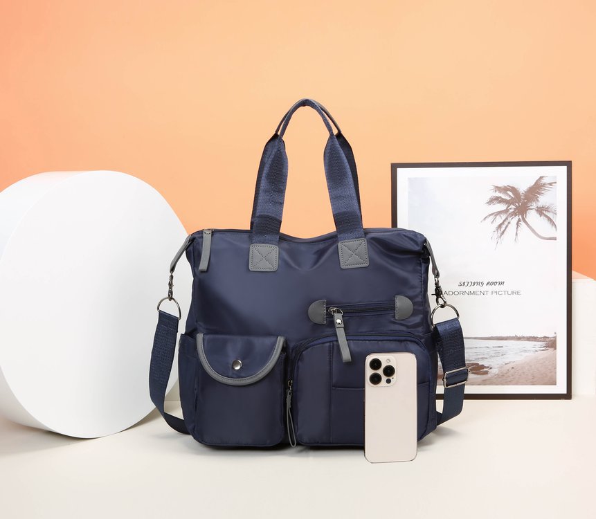 Cross-border 2024 new style European and American fashionable women's bag, nylon mommy bag, large capacity single-shoulder crossbody travel bag undefined