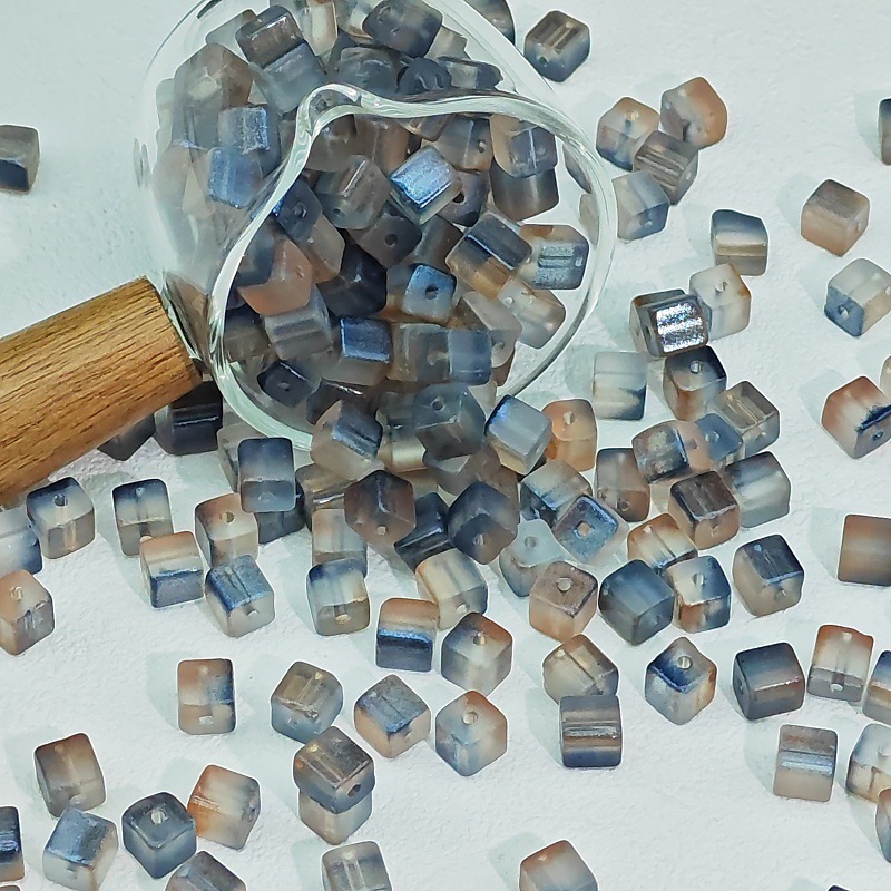 Factory wholesale of 7mm square crystal loose beads of frosted glass sugar for diy handcrafted beaded bracelet materials undefined