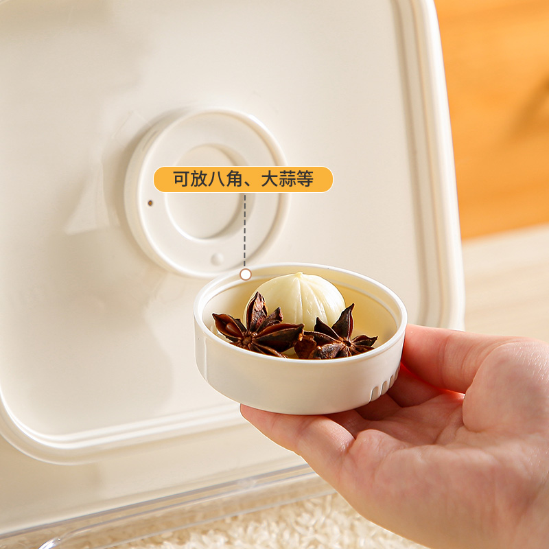【CL】25Q4#8698-8699 Horizontal Rice bucket for kitchen cabinets Application Scenario