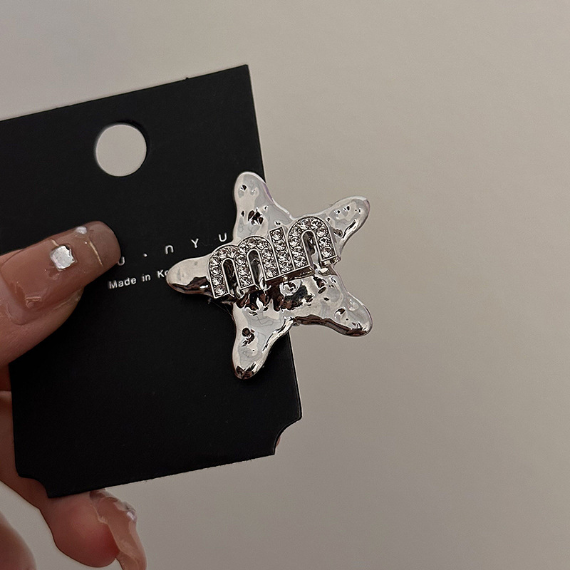 Hui Xian's new Korean-style niche design five-pointed star hair clip, women's metal star bangs clip, side clip undefined