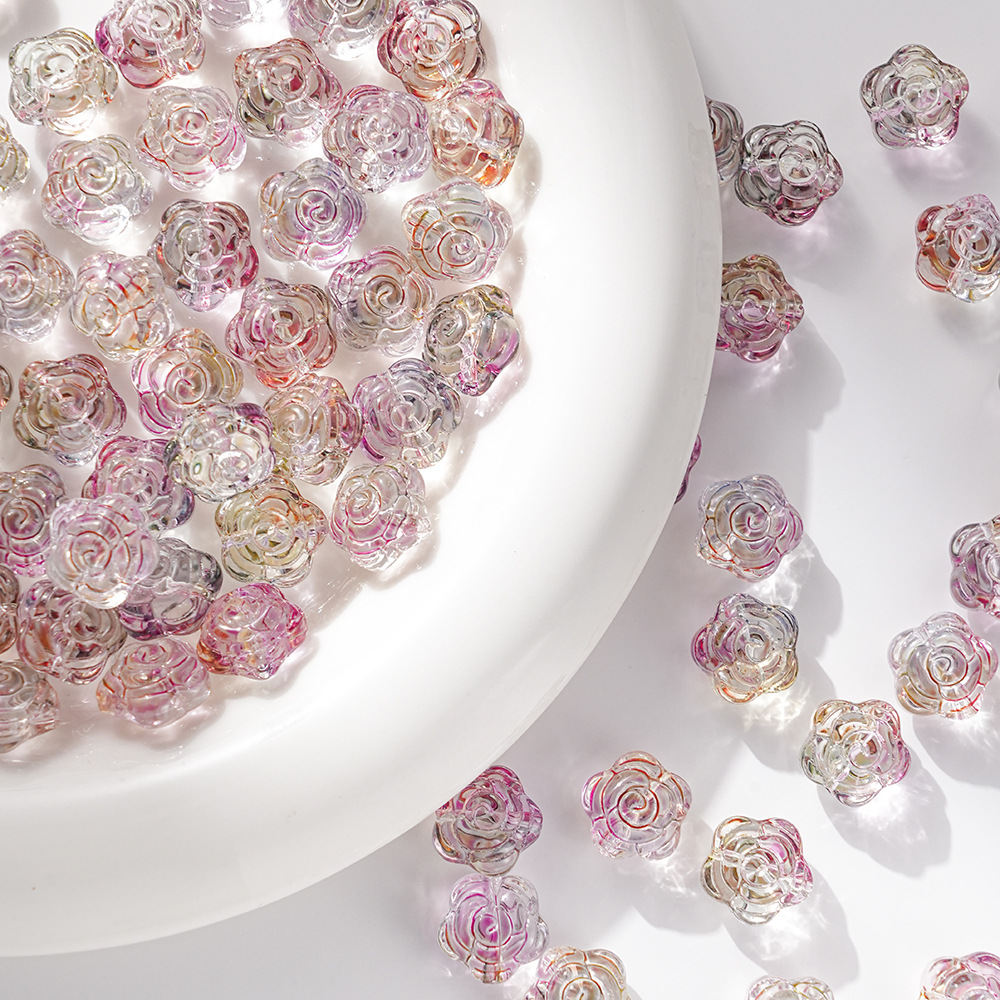 Wholesale of new glass rose, pointed flower, handcrafted beaded DIY bracelets, necklaces, hairpins, accessories and materials Application Scenario