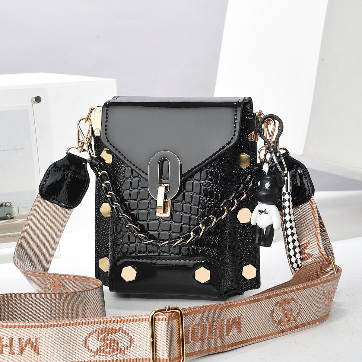 Bestseller 2025 New style versatile and fashionable Spring and Summer stylish Mom bag, trendy manufacturer direct mail single-shoulder crossbody women's bag undefined