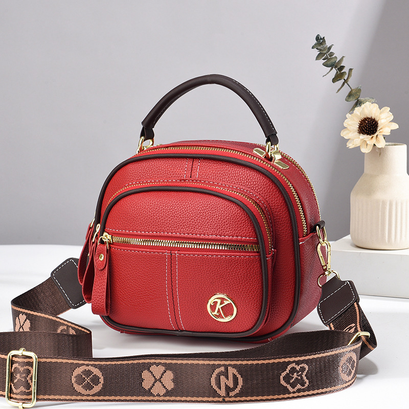The new Korean-style simple, mini and fashionable single-shoulder crossbody bag from the manufacturer is a versatile women's trendy mobile phone bag and a summer crossbody bag undefined
