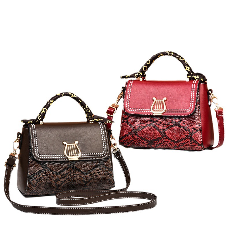 The manufacturer's popular small bag for summer this year, the 2025 new fashionable spring and summer i versatile women's single-shoulder crossbody bag Item Picture