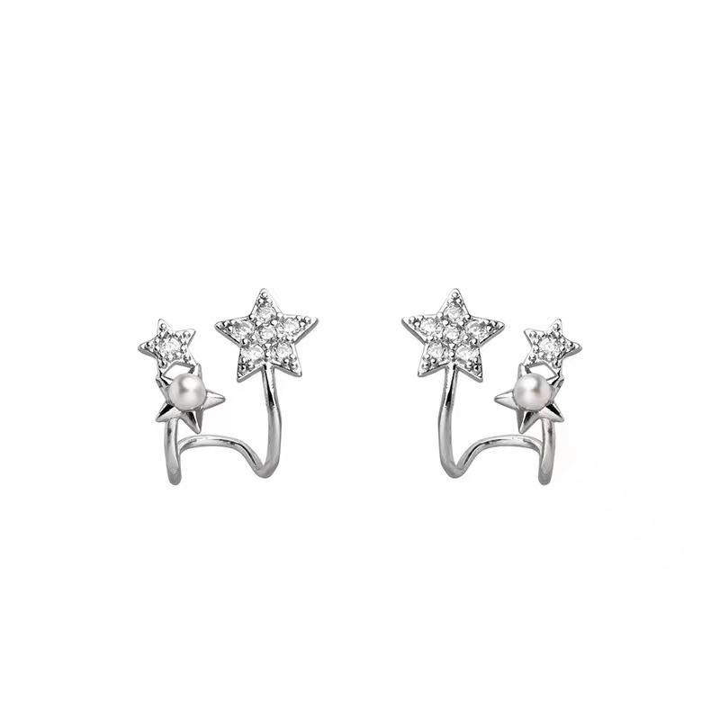 Sweet and cool style heart-shaped pearl stud silver needle 2024 new trendy and internet-famous design earrings, personalized and elegant earrings Item Picture