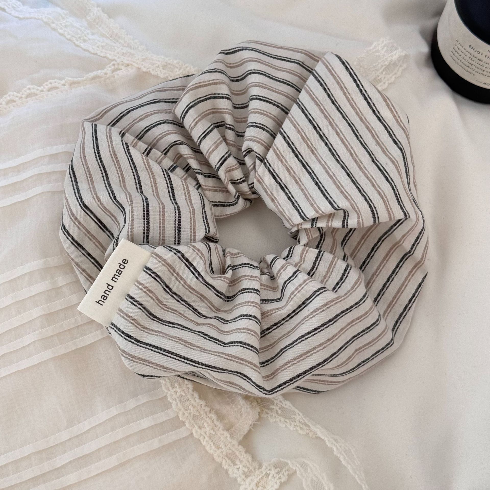 New cute and high-end large intestine hair band, Korean striped puffy hair band, no damage to hair, large intestine hair band for women undefined