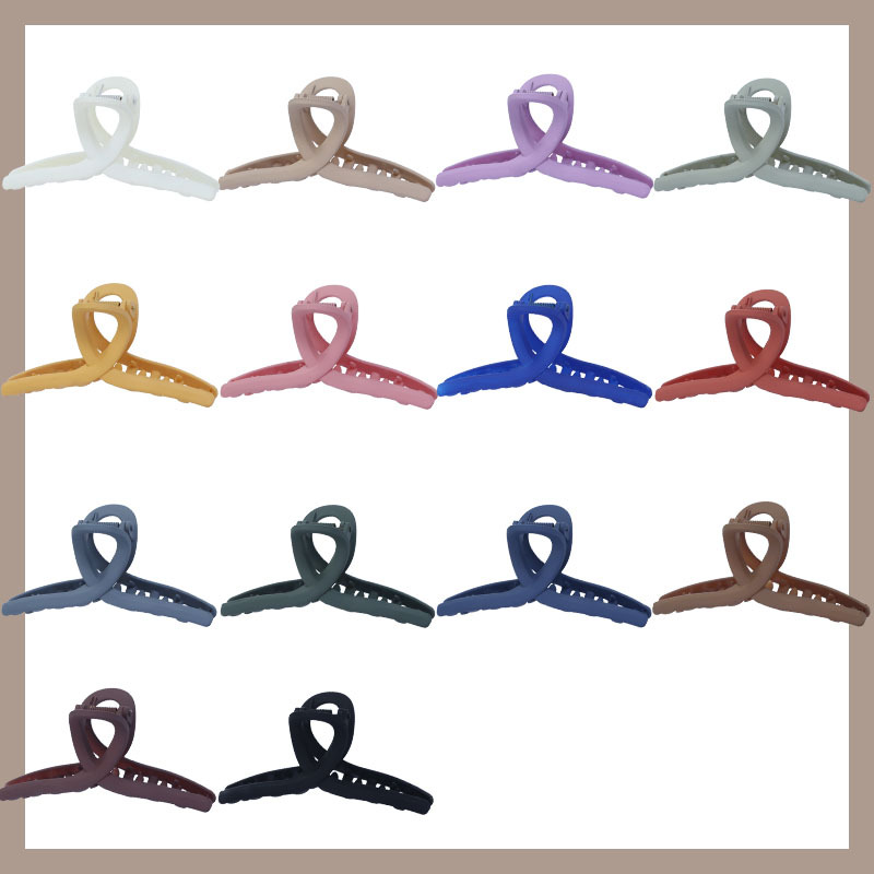 The popular cross-grab clip, simple split hairpin for women, 11, back of the head ponytail clip, new Instagram shark clip Application Scenario