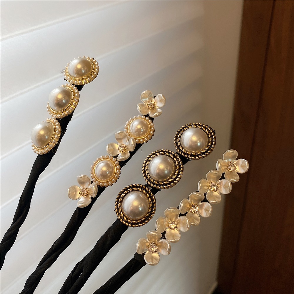 Super fairy pearl hair bun, shell flower fluffy bun style, Korean flower bud style, a perfect hair bun tool for lazy women Application Scenario