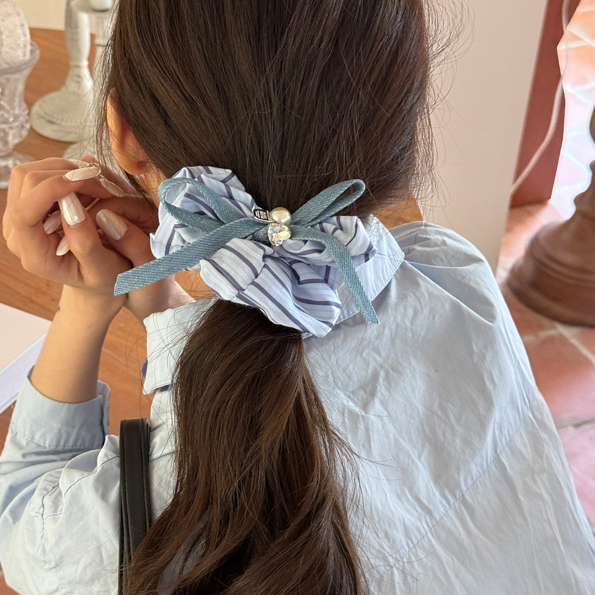 Korean blues spring/summer fresh blue pleated fringe large intestine hair band gentle French simple sweet and elegant duck clip Specification image