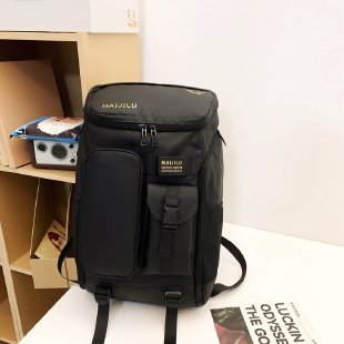 New backpack for men, large-capacity travel bag, water-resistant, fashionable and multi-functional computer backpack for college students undefined