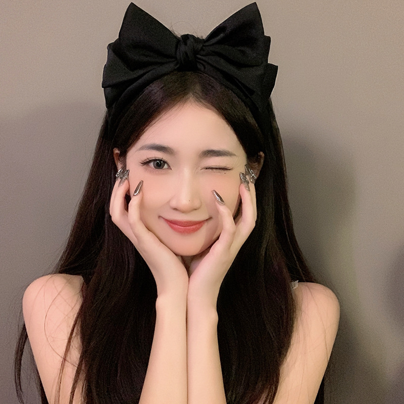高级感黑色蝴蝶结发箍女2026年新款网红洗脸发带简约百搭外出头箍