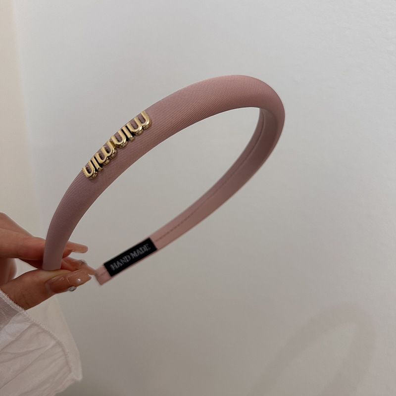 Black satin hairpin headband for women 2023 new style for washing face and pressing hair. Versatile and high-end headwear for going out undefined