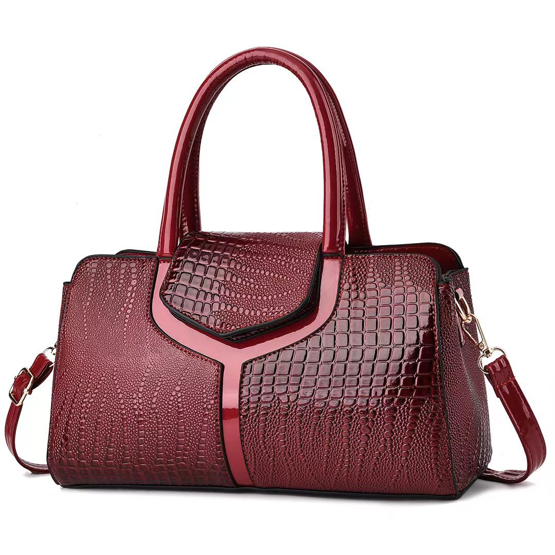 The new single-shoulder bag from the foreign trade manufacturer is trendy, fashionable and versatile. It has a large capacity for women and can be worn diagonally on one shoulder. 2025 handbag undefined