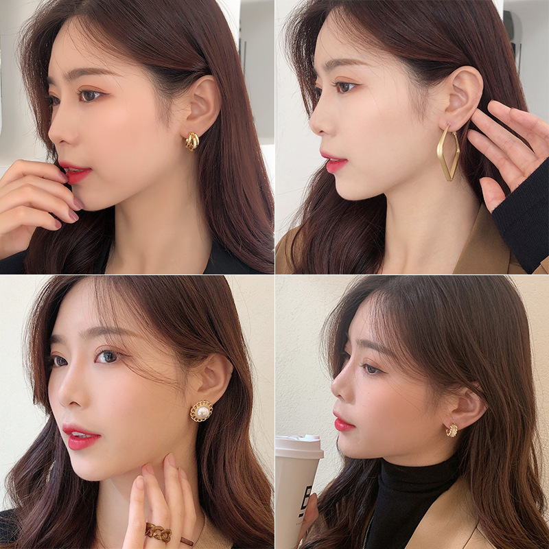 925 Silver needle Pearl Earrings, women's fashion trend stud tassels, high-end earrings, retro and elegant earrings wholesale Specification image