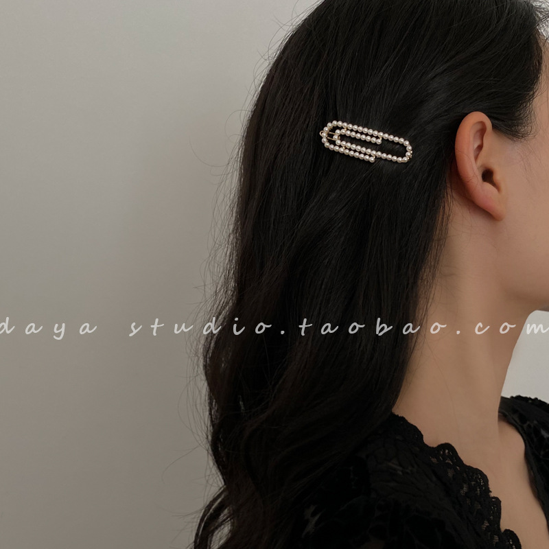 Beauty Invasion Project: French fashionable pearl Paperclip hairpin, Retro Hong Kong style, Korean exquisite fringe seaside Hairpin
