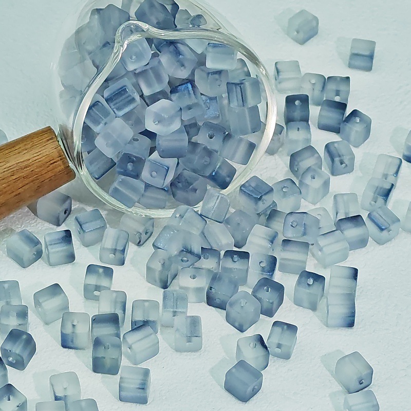 Factory wholesale of 7mm square crystal loose beads of frosted glass sugar for diy handcrafted beaded bracelet materials undefined