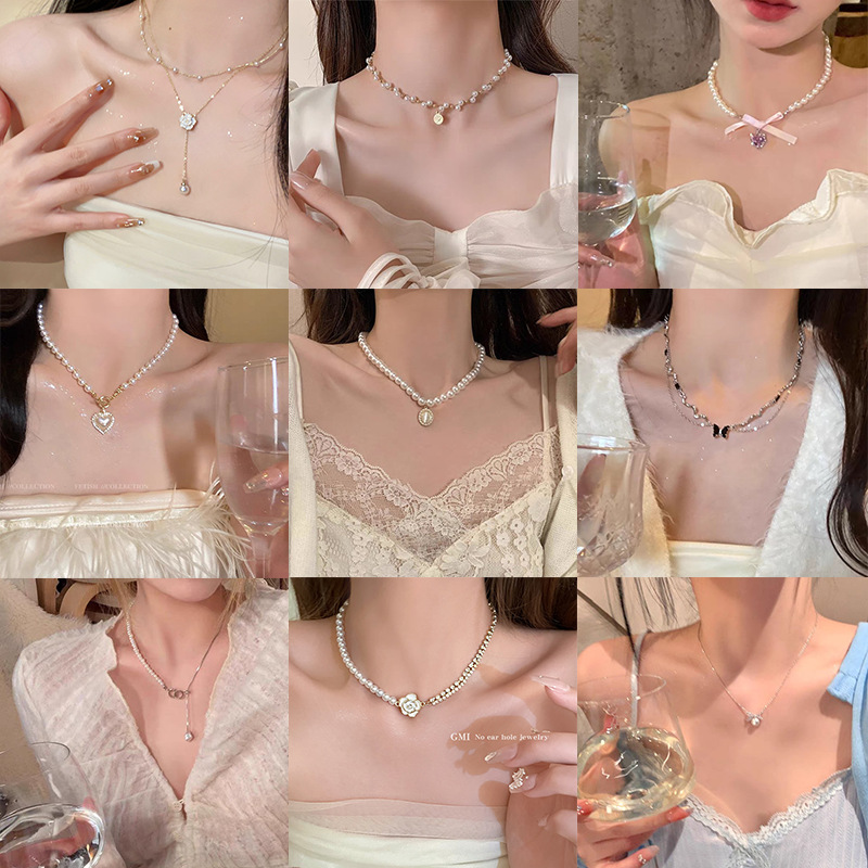 French retro camellia pearl necklace, a niche design for women, a high-end collarbone chain, fashionable and elegant, versatile necklace full image