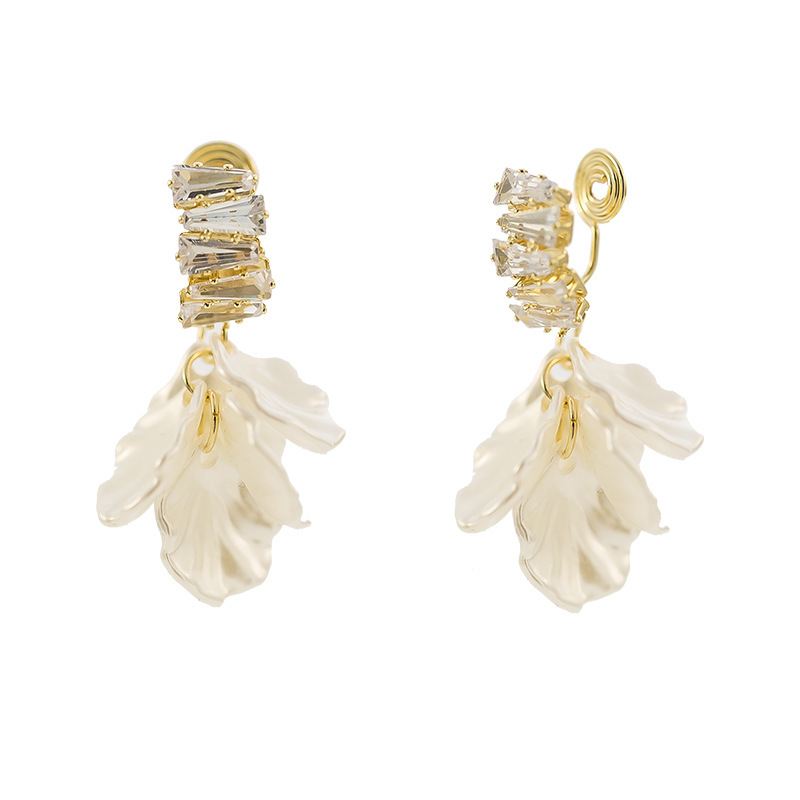 Light luxury and high-end earrings, women's niche design, fashionable petal tassel stud earrings, retro simple and individual ear clips and earrings Item Picture