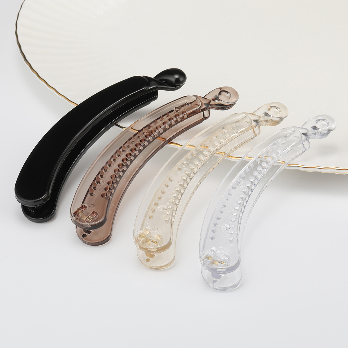 Korean hairpin with a sweet twist clip at the back of the head, 10.3cm moon-shaped banana clip, half-tied ponytail vertical clip full image