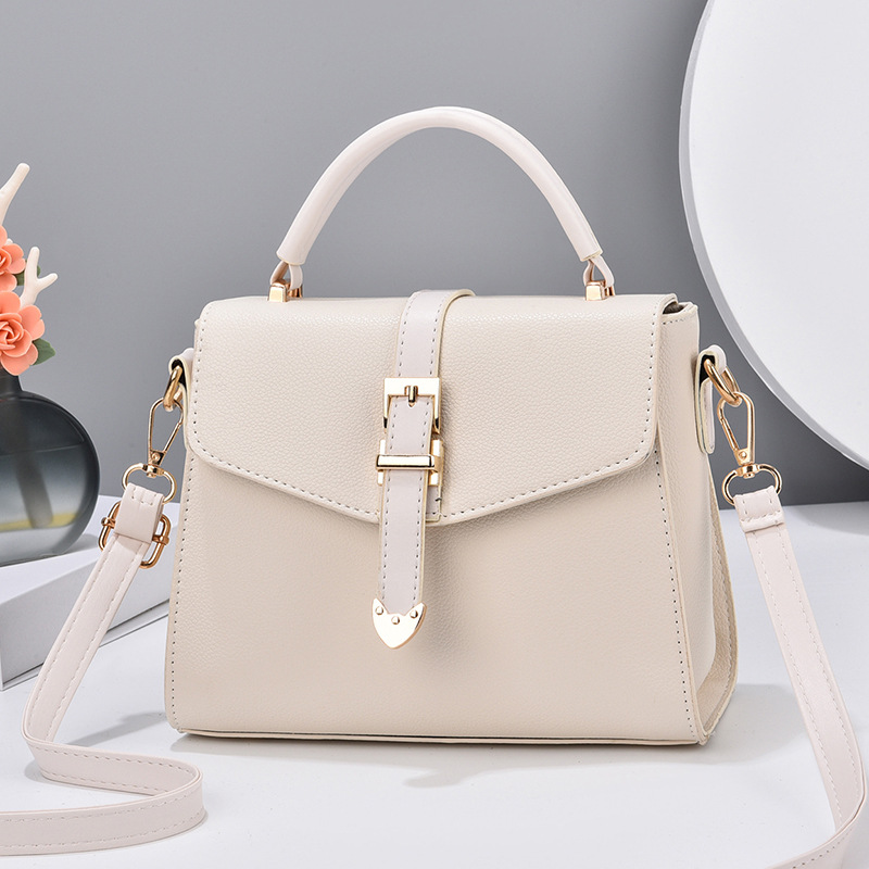 This year, women's small bags are in vogue. The 2025 new, fashionable and versatile single-shoulder crossbody bag is a bestseller undefined