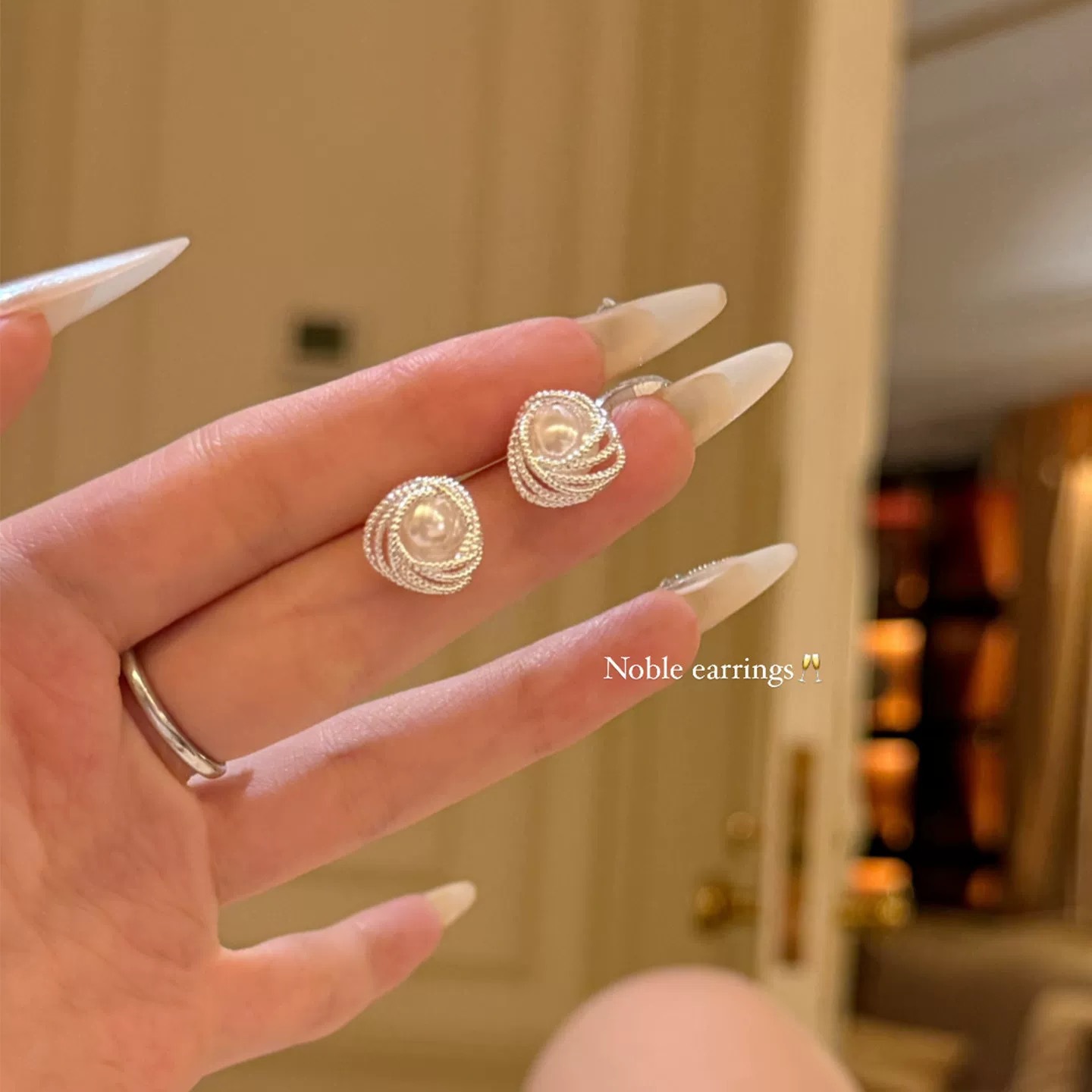 Zirconium rose flower earrings with a light luxury and high-end feel, stud earrings, a 2026 bestseller for women, are versatile and niche earrings for summer commutes undefined