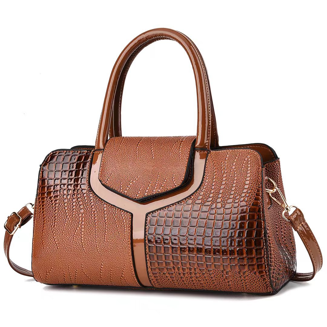 The new single-shoulder bag from the foreign trade manufacturer is trendy, fashionable and versatile. It has a large capacity for women and can be worn diagonally on one shoulder. 2025 handbag undefined