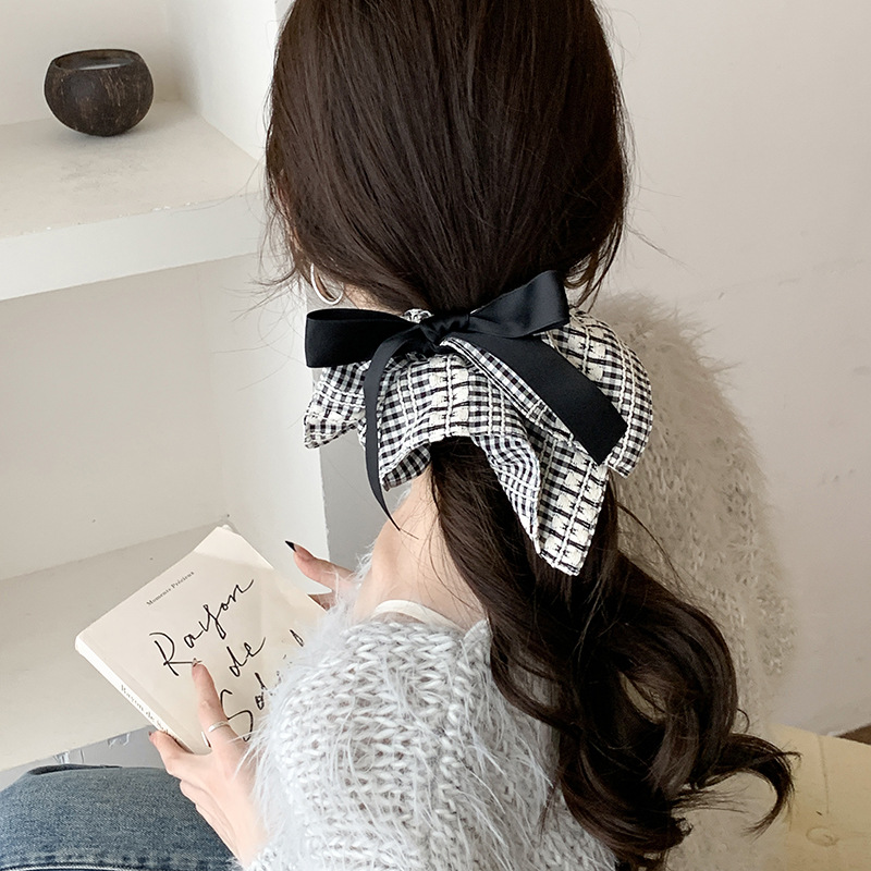 Korean-style bow, checkered square scarf hair tie, high-end female look, large intestine hair tie, niche design, oversized hair tie and hair accessory details Picture