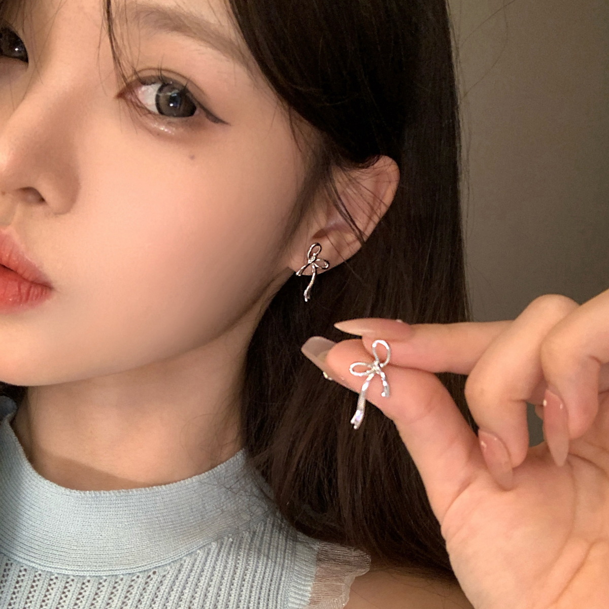 韩系蝴蝶结流苏耳钉女轻奢高级感超闪银色丝带耳饰S925银针耳环