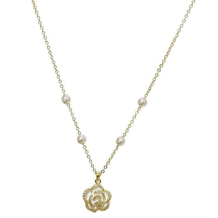 French retro camellia pearl necklace, a niche design for women, a high-end collarbone chain, fashionable and elegant, versatile necklace Item Picture