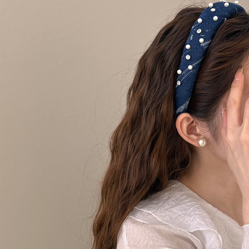 Korean-style simple beaded denim hairband for washing the face and casual outings, versatile hairpins and hair accessories, 2024 high headband for women Application Scenario