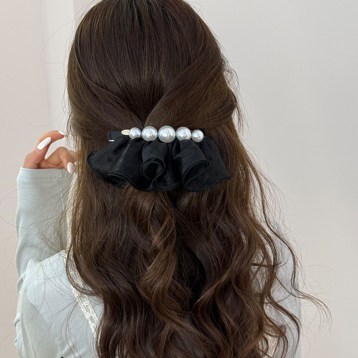 Elegant lace headpiece, stylish hair clip, high-end look at the back of the female head, semi-tied hair, spring clip, ponytail button, 2025 new style Specification image