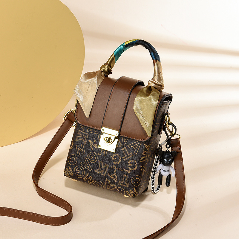 In summer, Dixi, a foreign trade manufacturer, offers a new Korean version of a versatile and simple single-shoulder crossbody bag for women in 2025 undefined