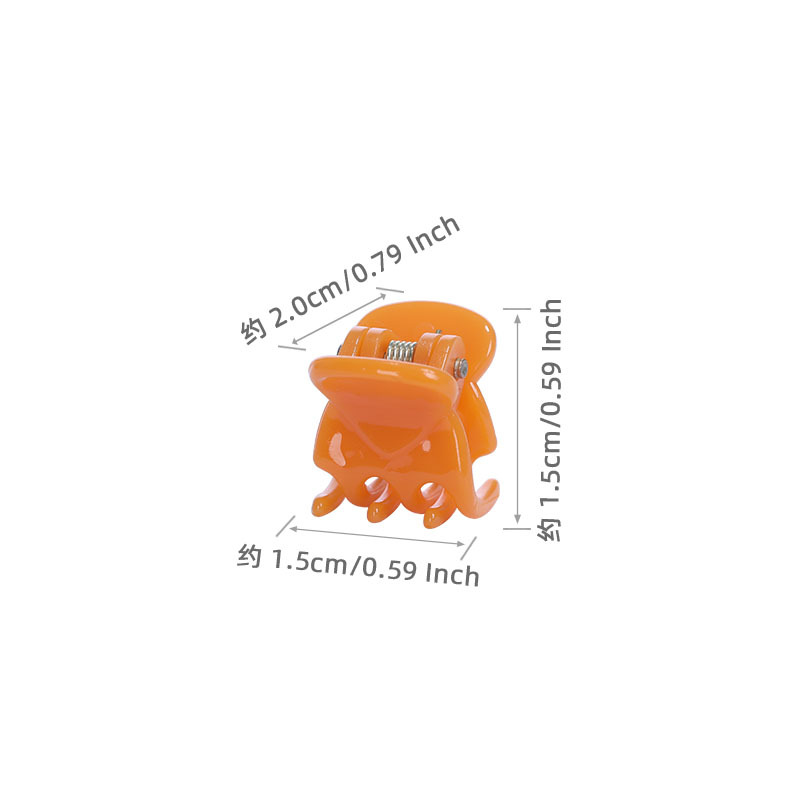 A versatile mini 1.5CM small gripper for the back of the head, a small hair gripper for women in the 2022 autumn new style, a must-have for fixing hair claws Application Scenario
