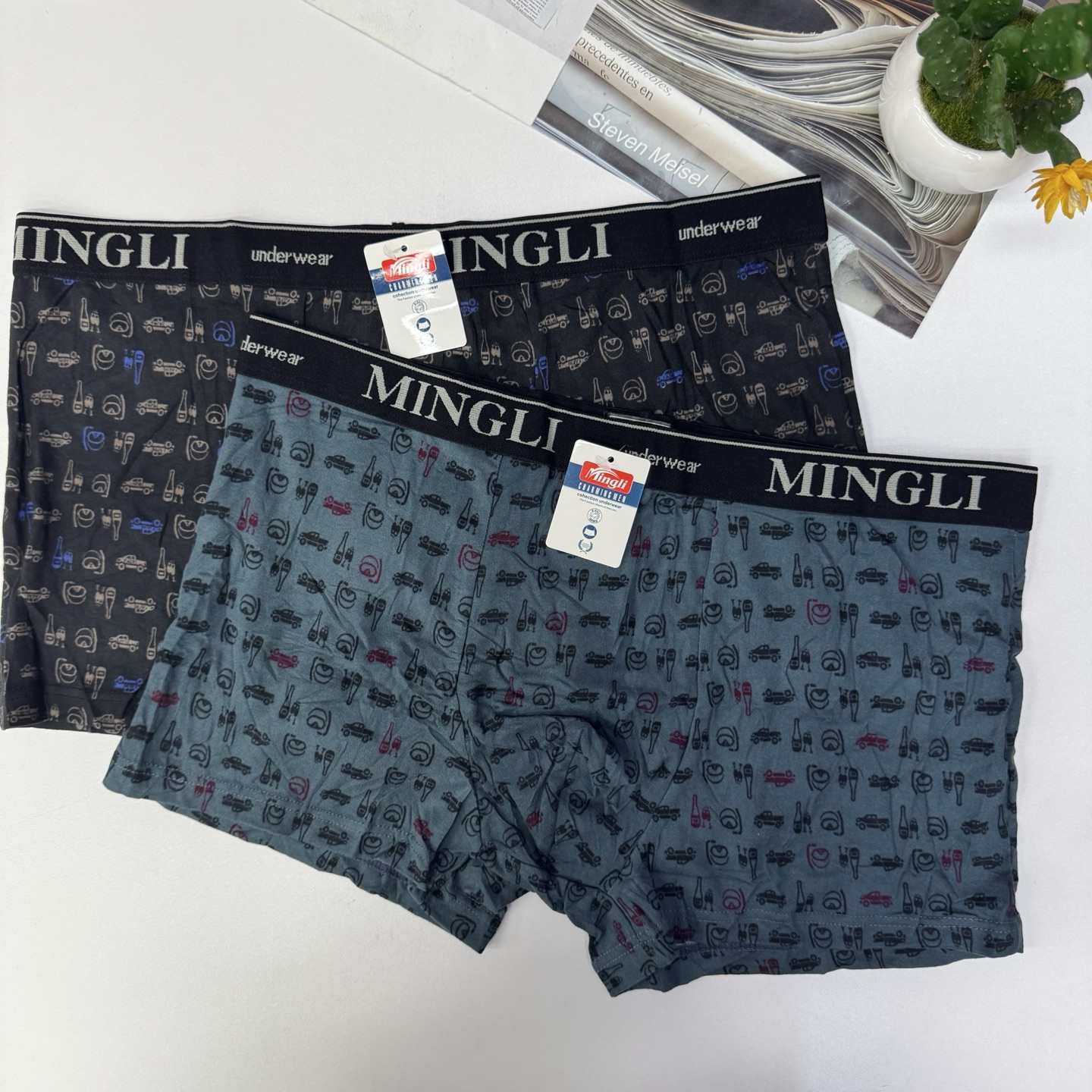 1976# Men's Underwear for Export, Fashionable printed milk silk breathable Briefs, comfortable and skin-friendly underwear, Men's briefs QNI Item Picture